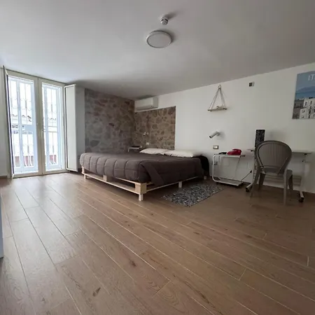 Apartment Little *
